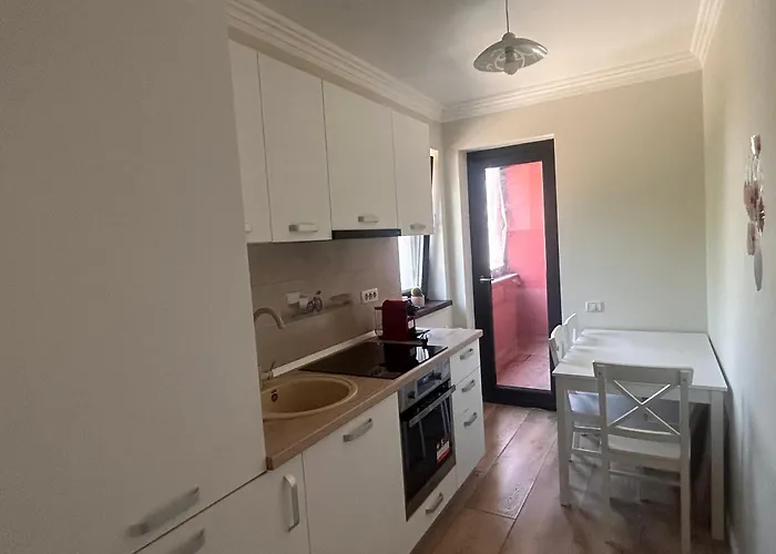 Divany - Coresi Mall *